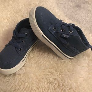OshKosh B'Gosh Boys Blue High Top Sneakers 💙